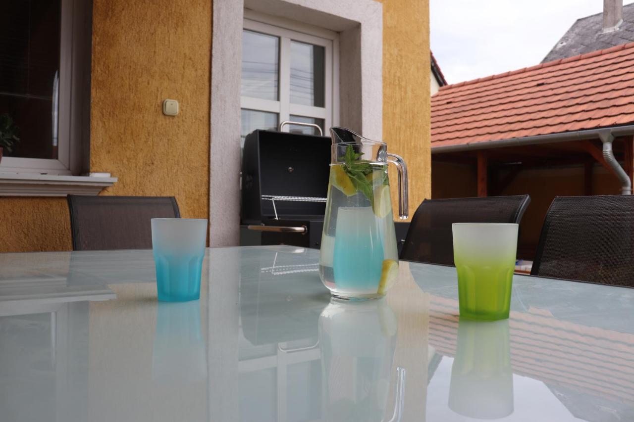 B6 Apartman Veszprém Exterior foto
