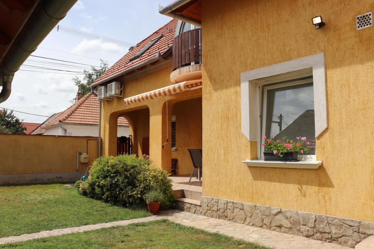 B6 Apartman Veszprém Exterior foto