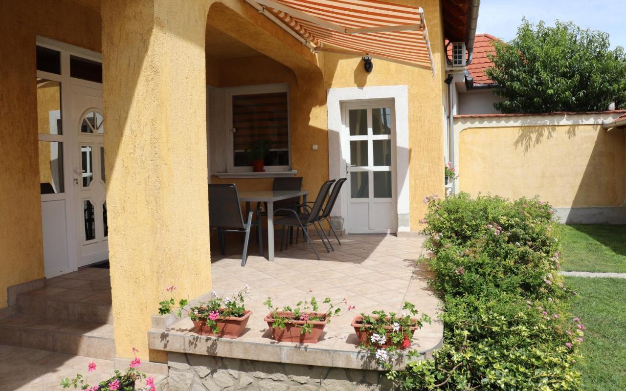 B6 Apartman Veszprém Exterior foto