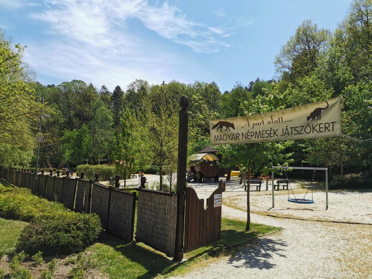 B6 Apartman Veszprém Exterior foto